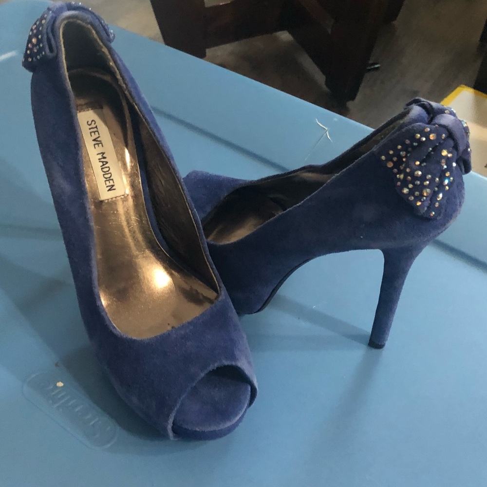 Blue suede shoes